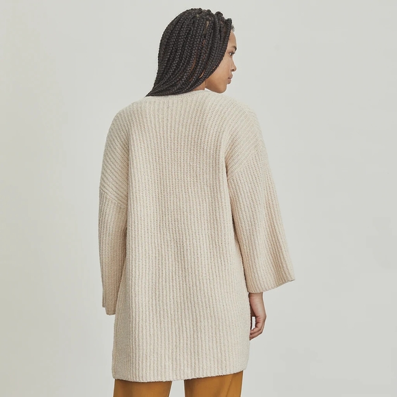 Elizabeth And James Cream Cardigan 0X - Picture 2 of 3